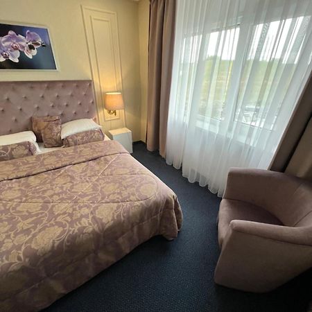 Astra Hotel Klaipėda Exteriör bild